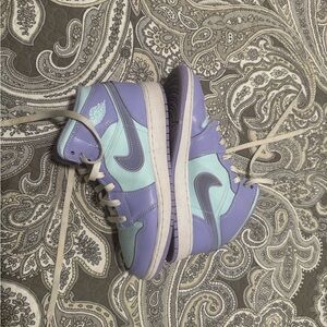 Nike Air Jordan High-Top Sneakers in Purple and Mint